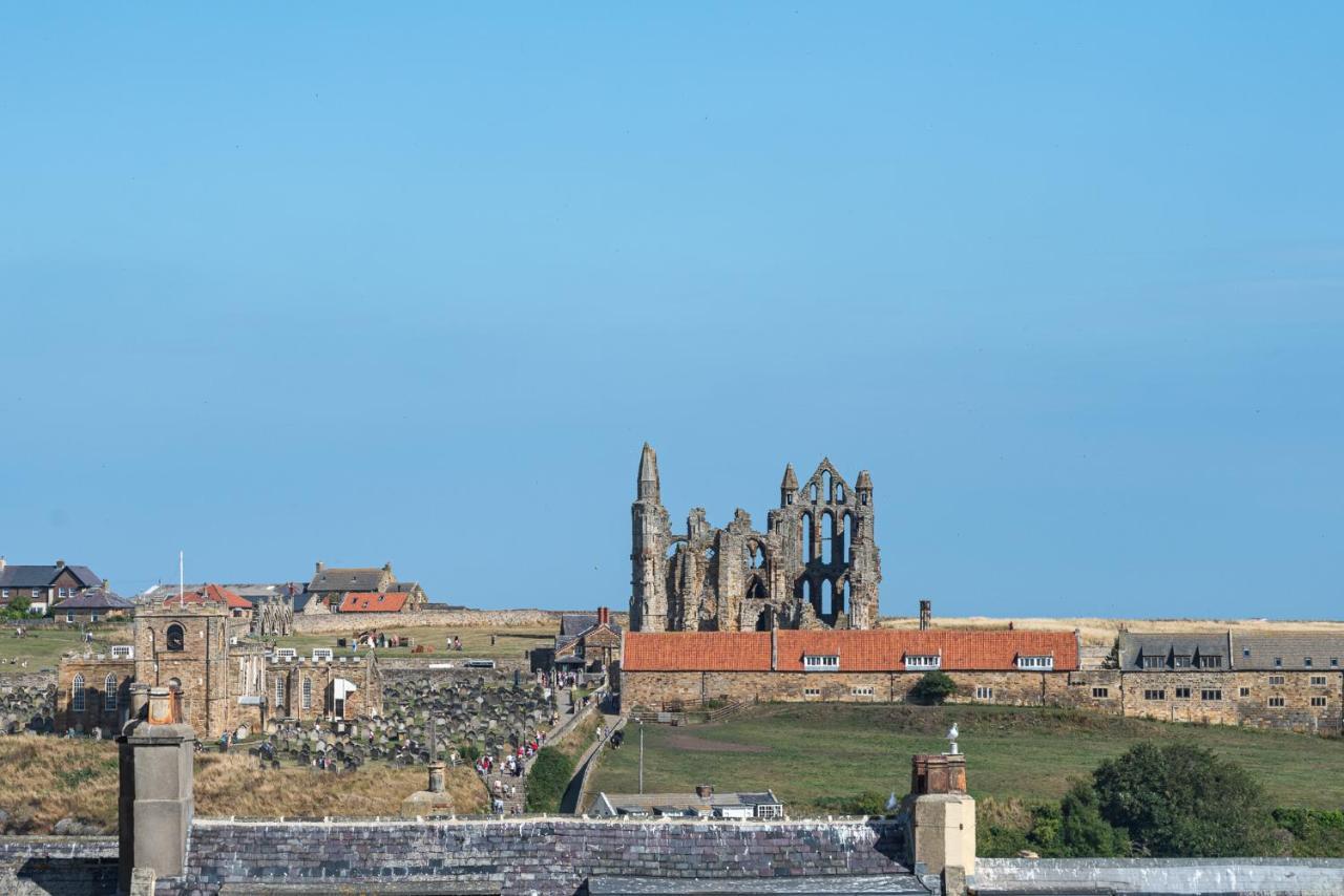 Апартаменти Whitby Heights Екстер'єр фото